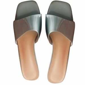 Heel sandals size 5, bluish grey